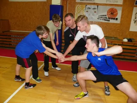 I KLASIŲ TINKLINIO TURNYRAS